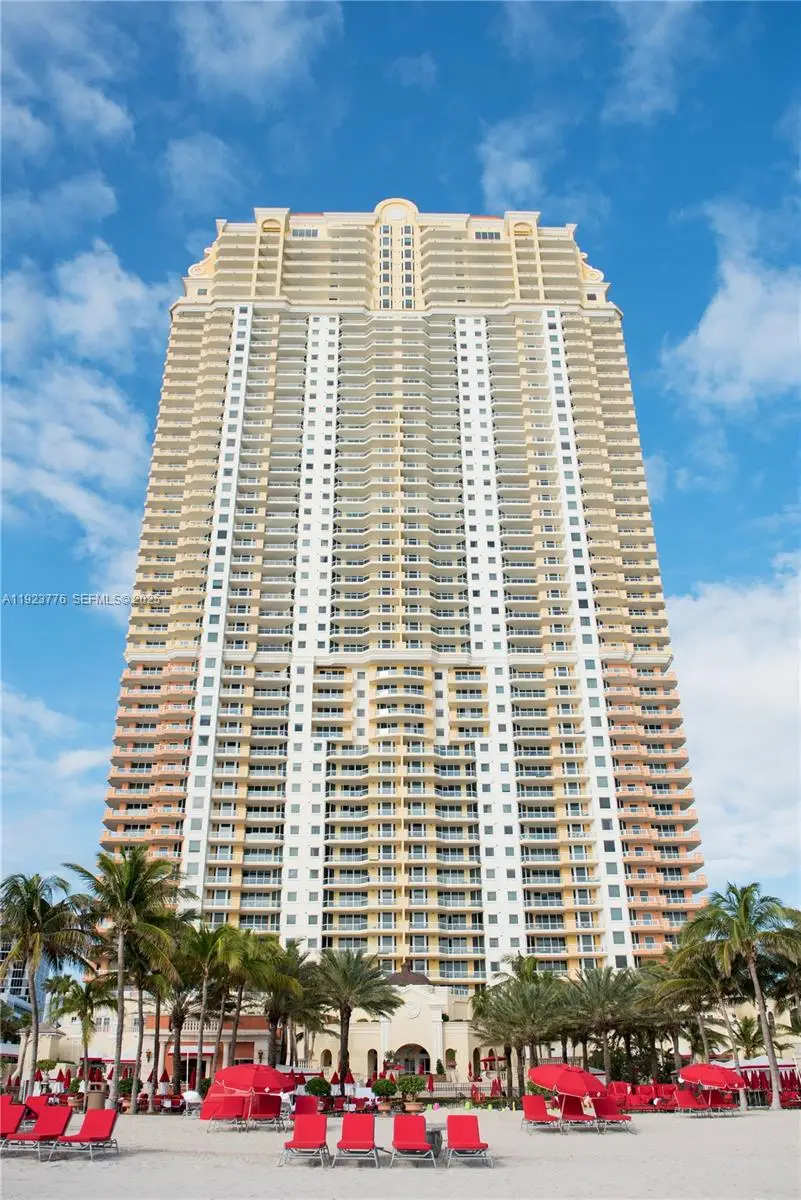 17875 Collins Ave #905, Sunny Isles Beach, FL 33160 - Image #1
