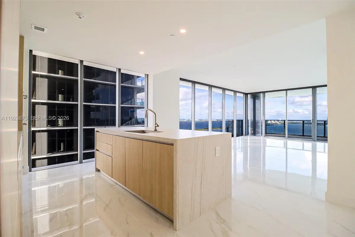 700 NE 24 St #4201, Miami, FL 33137 - Image #1