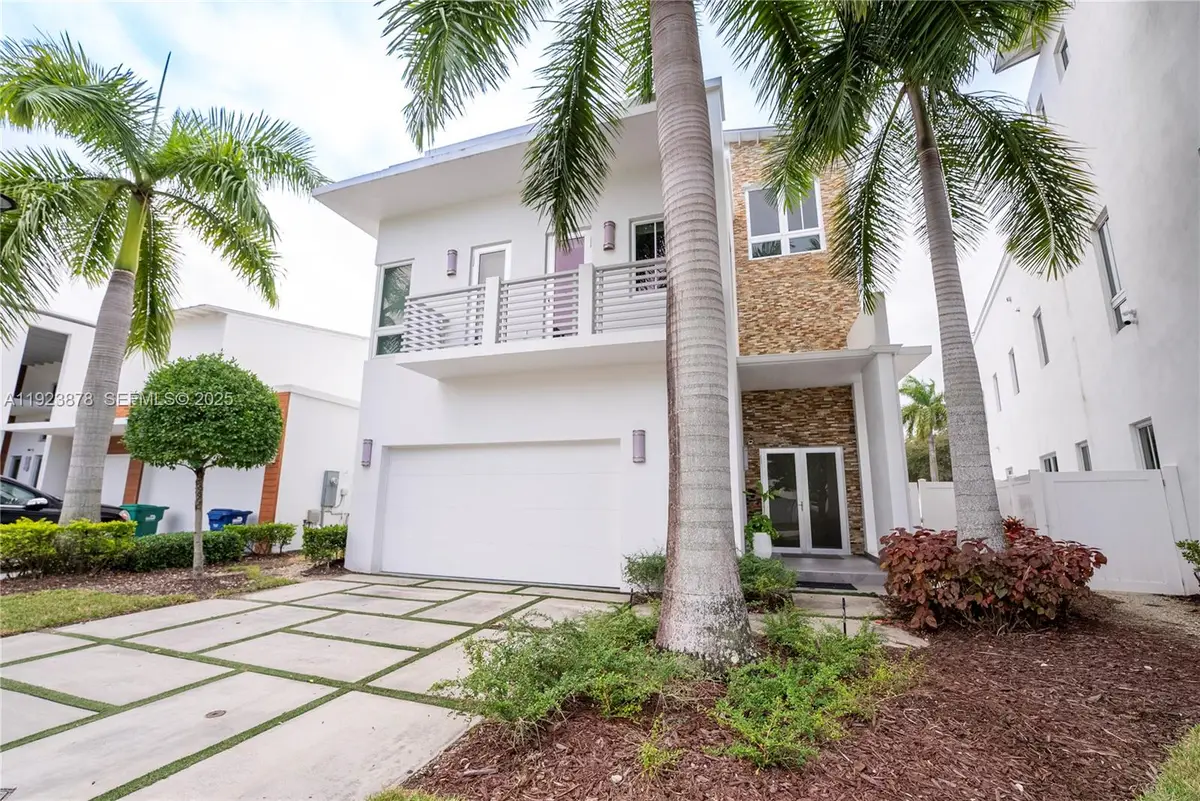 8340 NW 33 Terrace, Doral, FL 33122 - Image #1