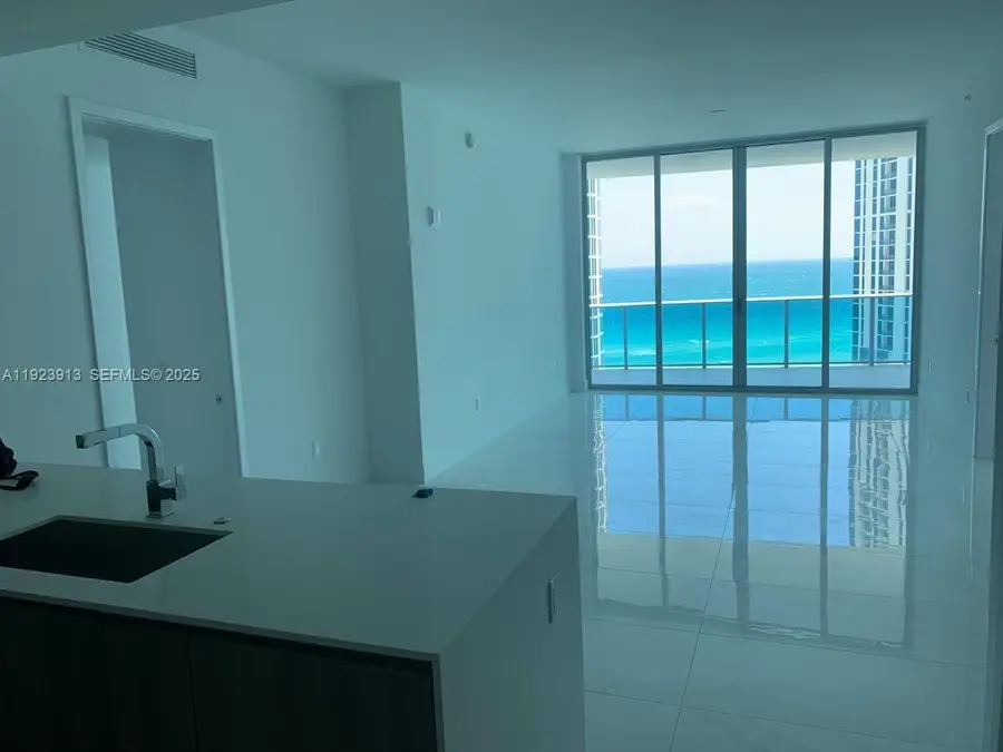 17550 Collins Ave #1204, Sunny Isles Beach, FL 33160 - Image #3