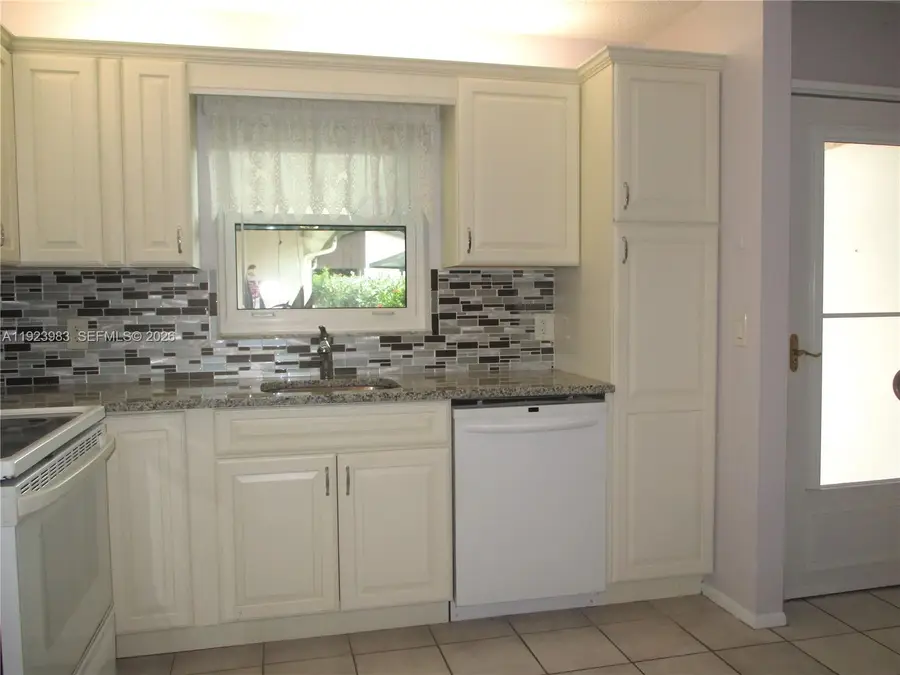 6531 SE Federal Hwy #D112, Stuart, FL 34997 - Image #3