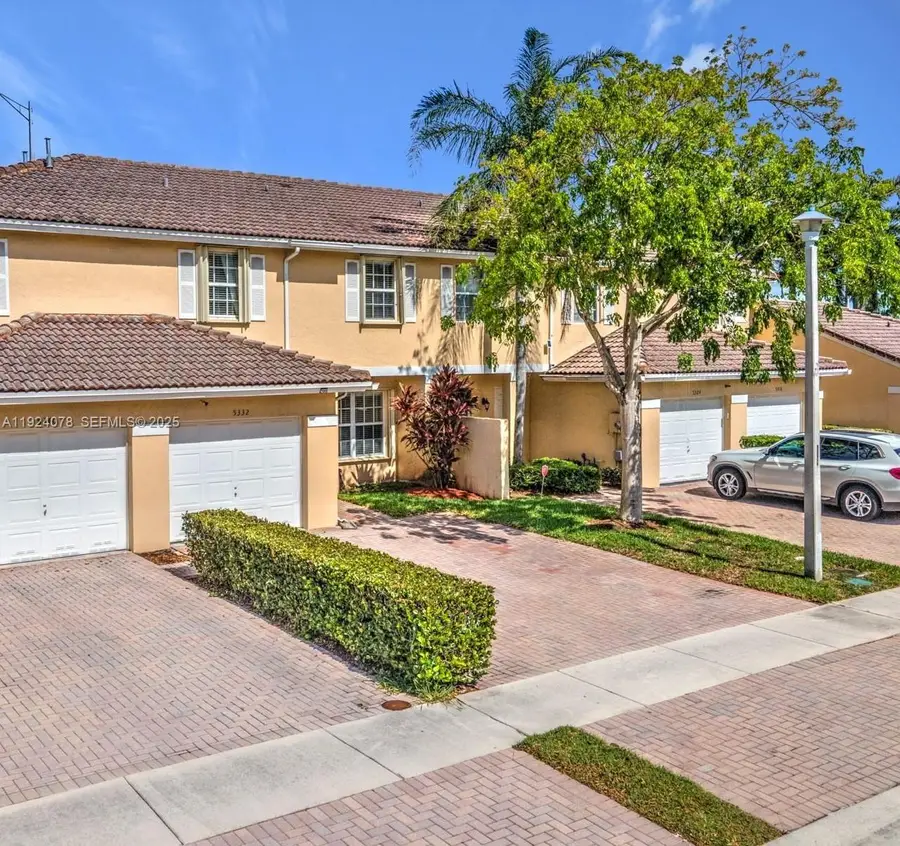 5332 NW 89th Ave, Sunrise, FL 33351 - Image #2