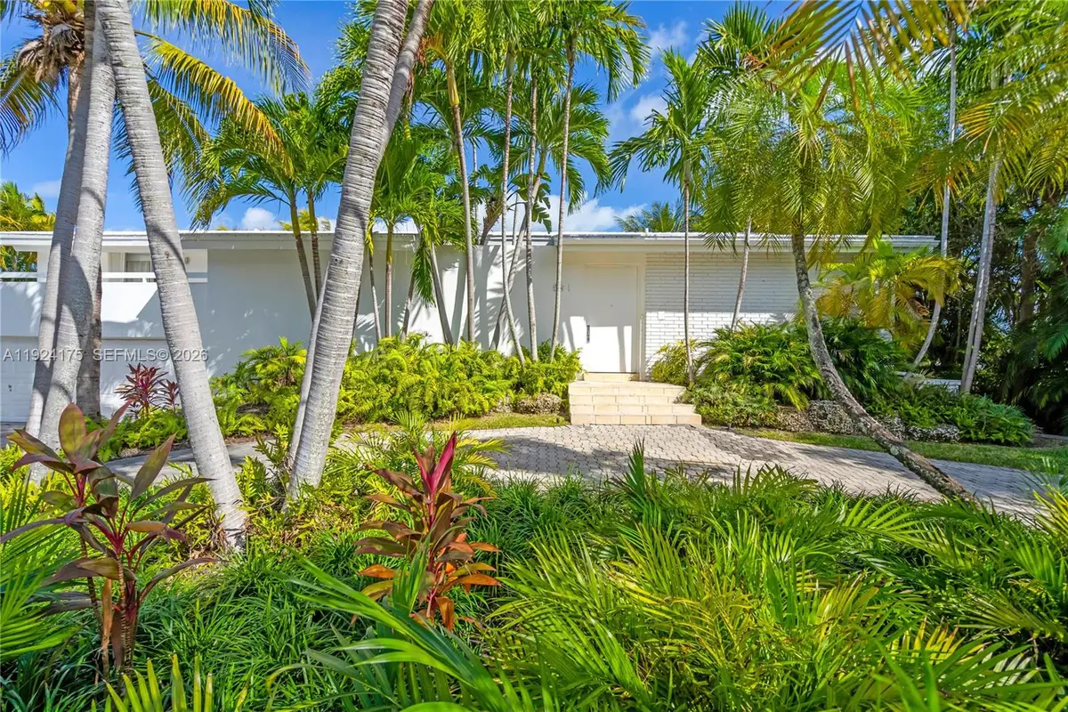 591 N Mashta Dr, Key Biscayne, FL 33149 - Image #1