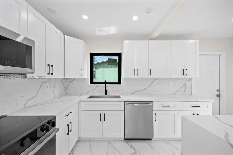 3850 NW 188th St, Miami Gardens, FL 33055 - Image #3