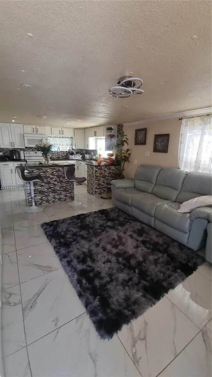 3170 SW 8th St Lot K 1007, Miami, FL 33135 - Image #2