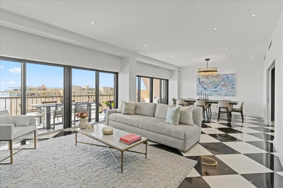 1800 NE 114th St #PH05, Miami, FL 33181 - Image #3