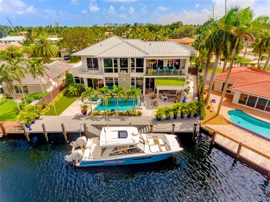 2809 NE 24th Pl, Fort Lauderdale, FL 33305 - Image #2