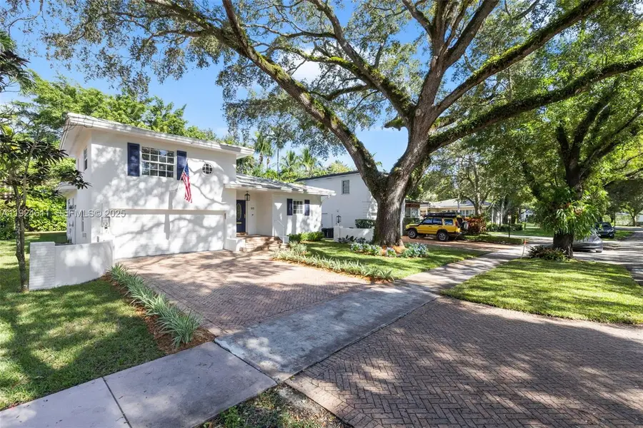911 Andres Ave, Coral Gables, FL 33134 - Image #2