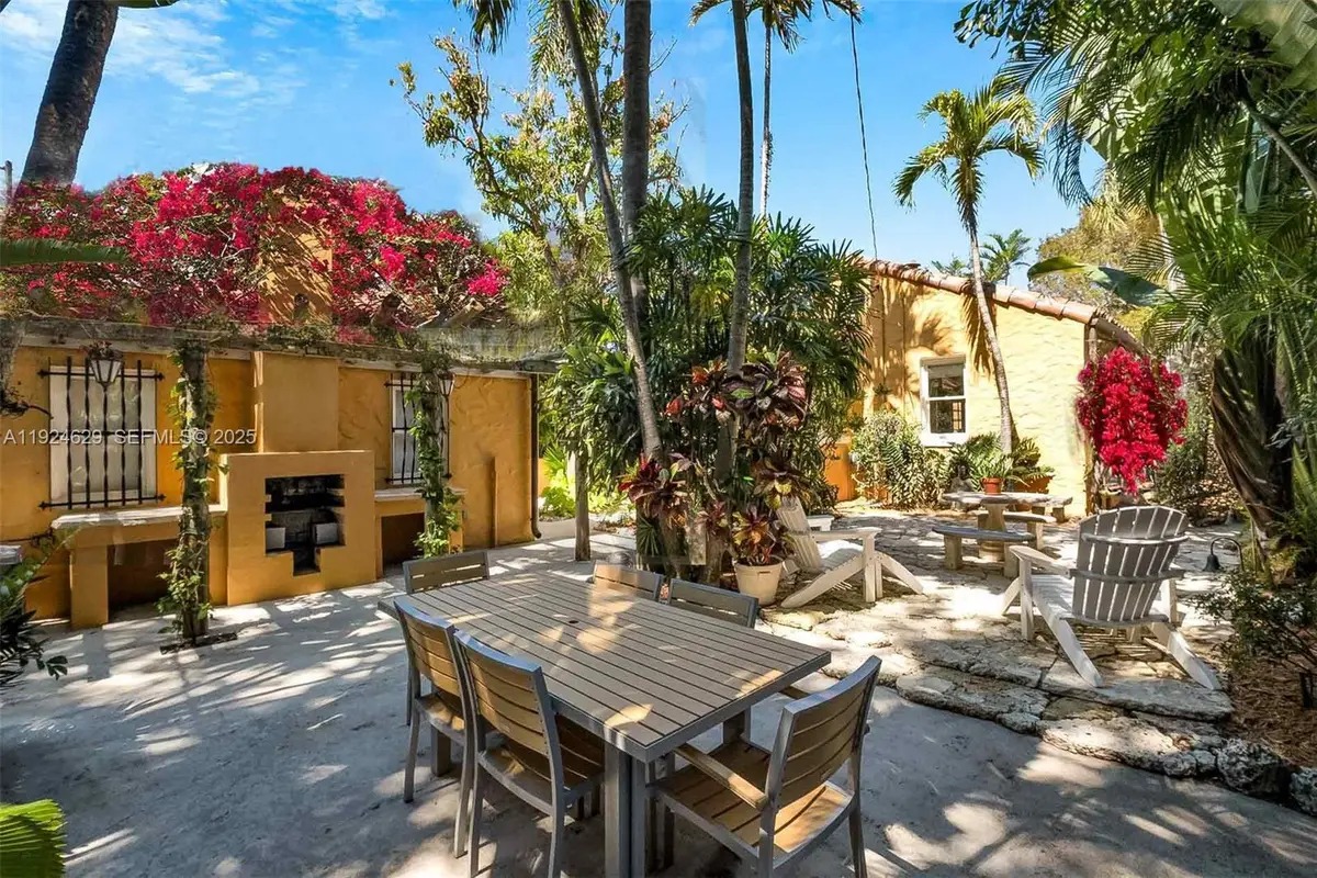 136 NE 101st St, Miami Shores, FL 33138 - Image #1