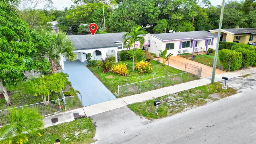 1035 NW 11th Ct, Fort Lauderdale, FL 33311 - #2