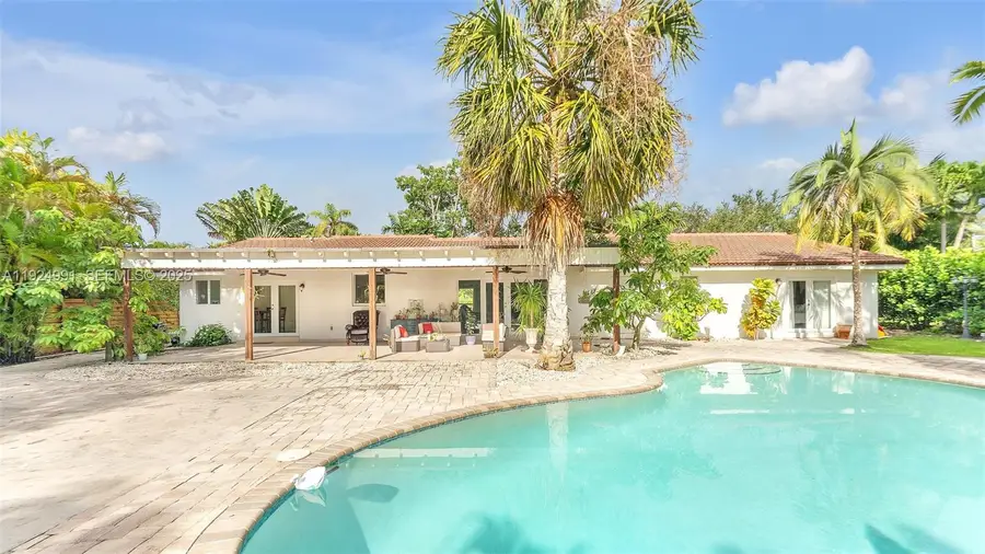 9220 SW 94th Pl, Miami, FL 33176 - Image #2