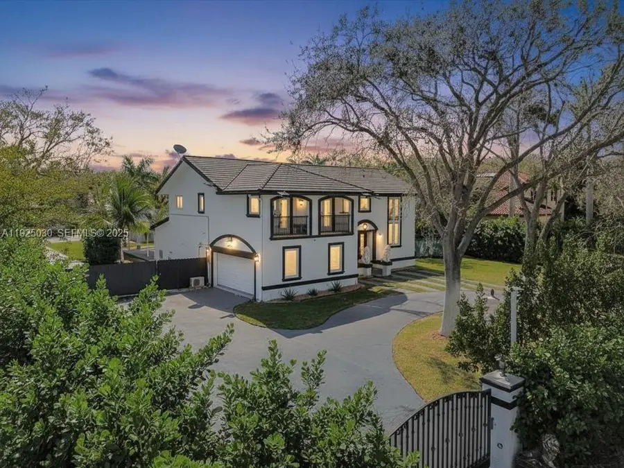 7830 SW 120th St, Pinecrest, FL 33156 - Image #2