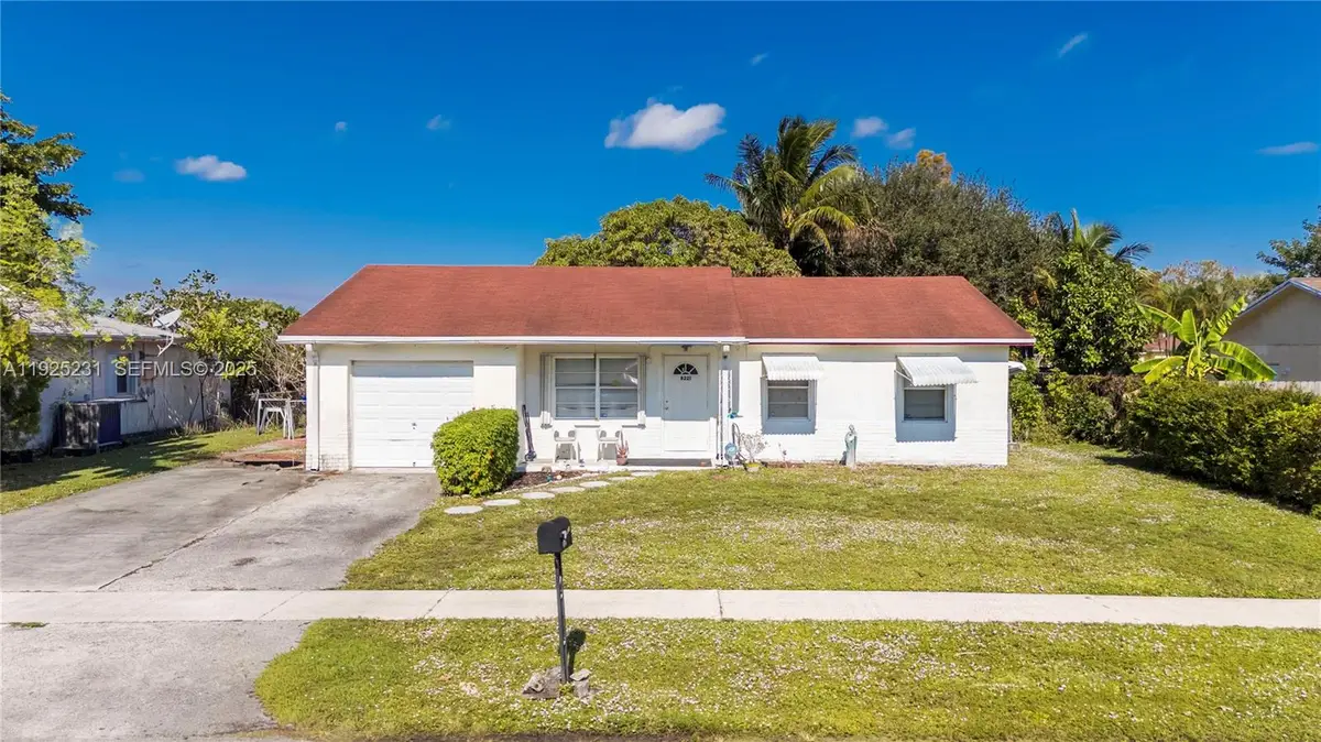 8221 SW 10th St, North Lauderdale, FL 33068 - Image #1