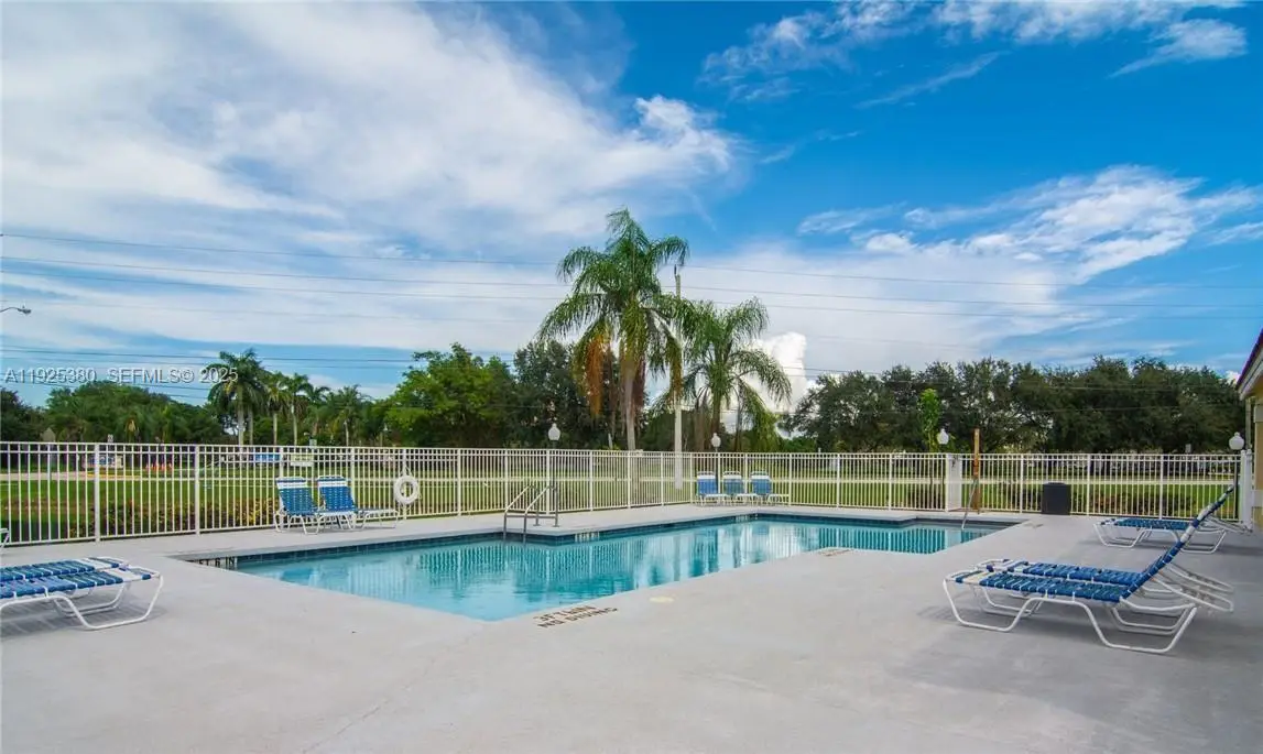 701 Vista Isles Dr #1627, Sunrise, FL 33325 - Image #1