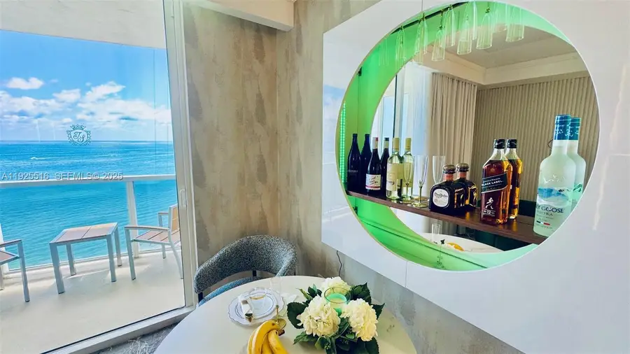 18001 Collins Ave #2512, Sunny Isles Beach, FL 33160 - Image #3