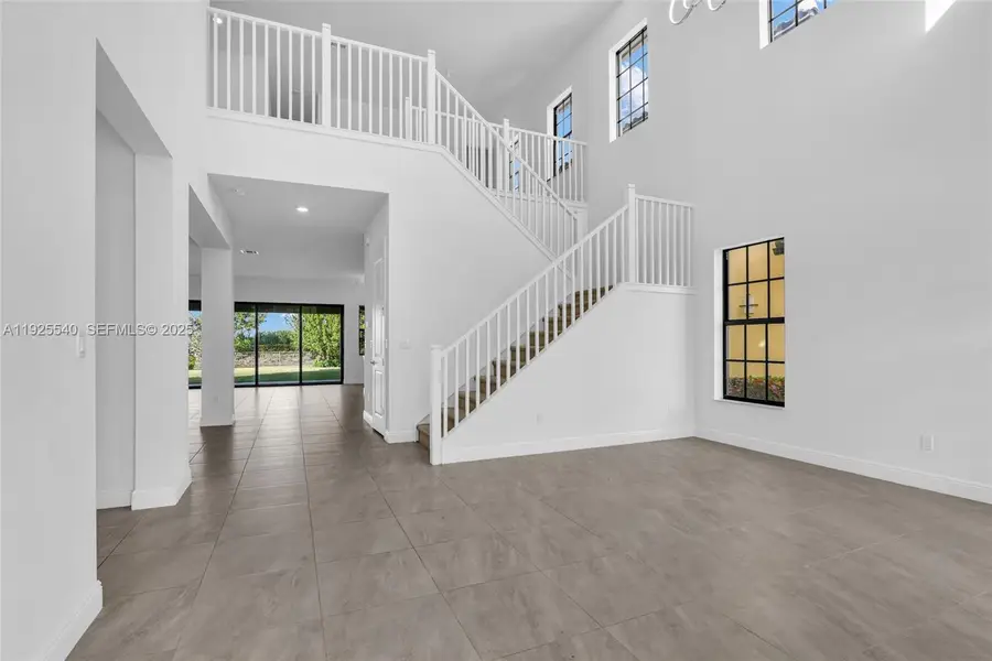 12535 N Parkland Bay Trl, Parkland, FL 33076 - Image #2