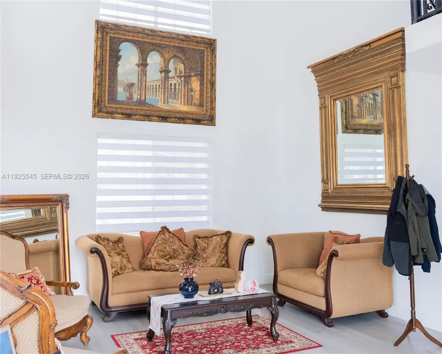 8204 NW 165 St Th, Miami Lakes, FL 33016 - Image #3