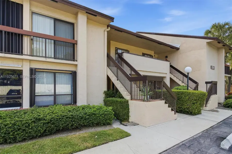 2379 SW 15th St #107, Deerfield Beach, FL 33442 - Image #2