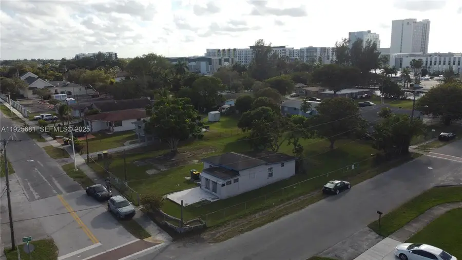 149 NW 14th Ave, Dania Beach, FL 33004 - Image #3