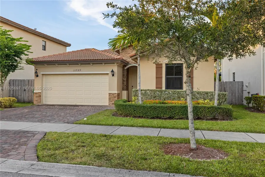 11725 SW 240th Ter, Homestead, FL 33032 - Image #2