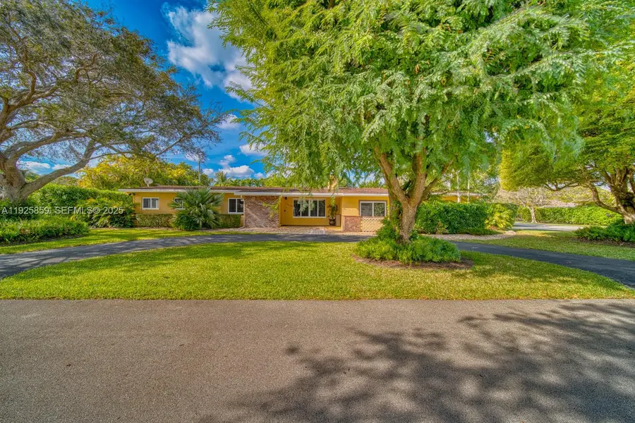 13400 SW 78th Ct, Pinecrest, FL 33156 - Image #2