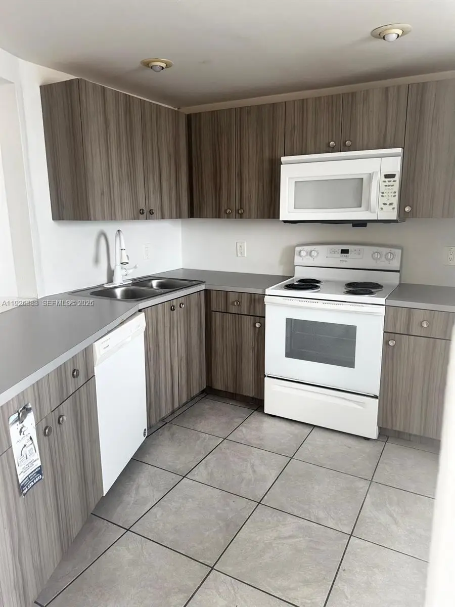 1770 NE 191st St #815-1, Miami, FL 33179 - #1