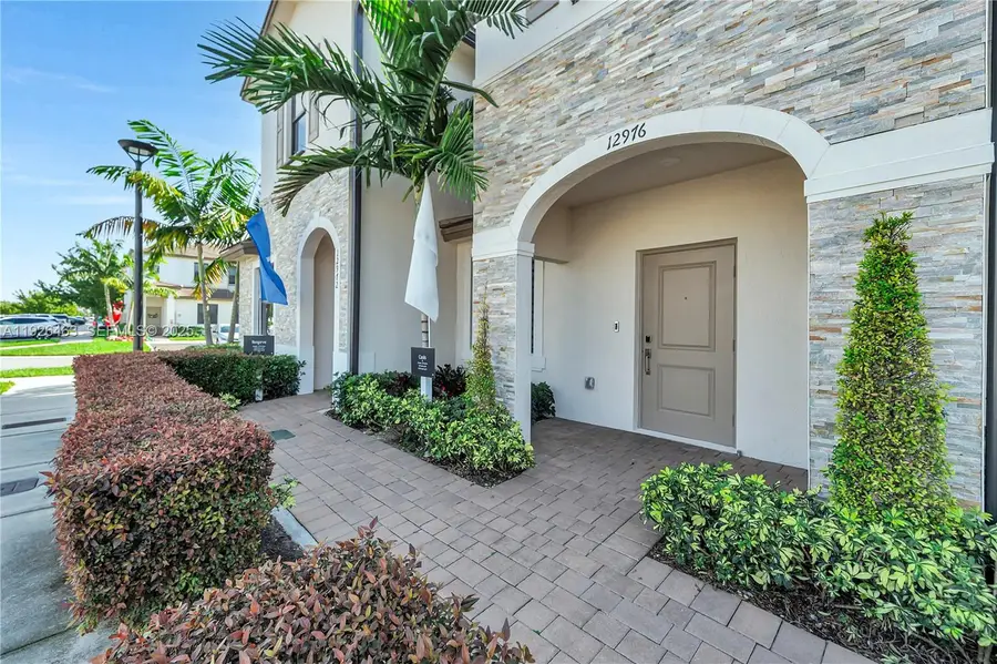 12976 SW 233rd Ter, Homestead, FL 33032 - Image #2