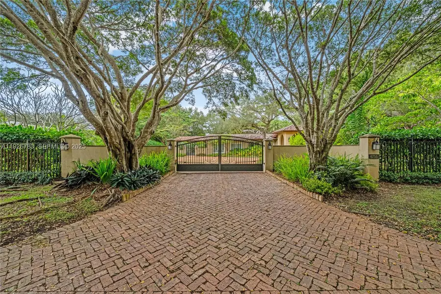 6755 SW 99th Ter, Pinecrest, FL 33156 - Image #3