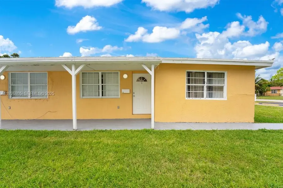 417 SW 3rd St, Hallandale Beach, FL 33009 - Image #3
