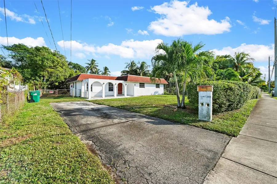 18131 NW 20th Ave, Miami Gardens, FL 33056 - Image #2