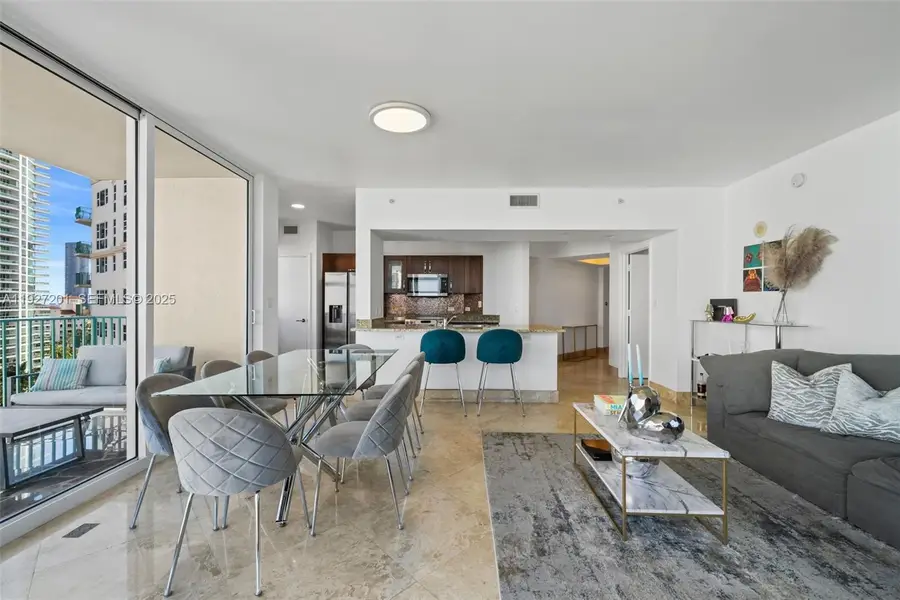 19900 E Country Club Dr #1112, Aventura, FL 33180 - Image #3