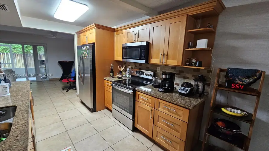 2750 N 34th Ave #9A, Hollywood, FL 33021 - Image #2