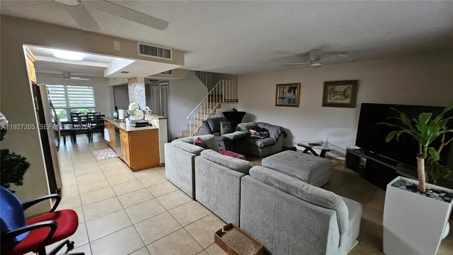 2750 N 34th Ave #9A, Hollywood, FL 33021 - Image #3