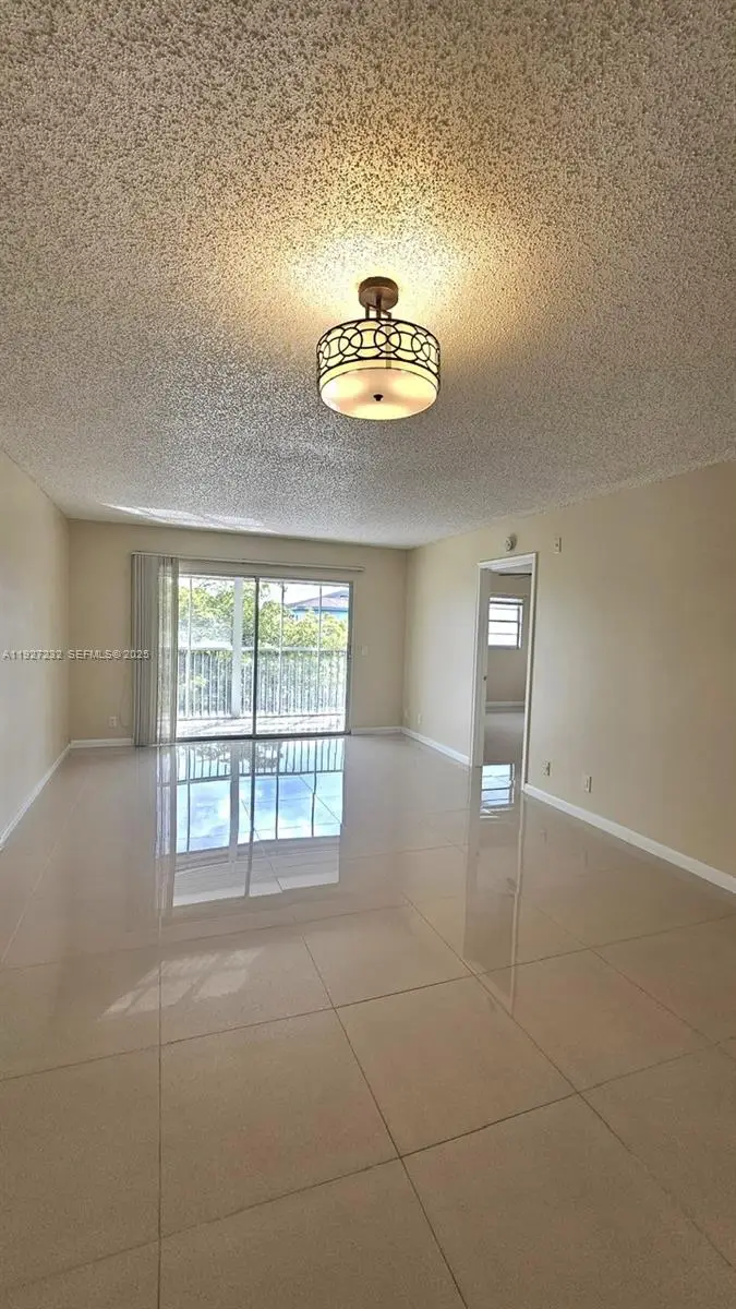 1401 SW 128th Ter #410H, Pembroke Pines, FL 33027 - Image #1