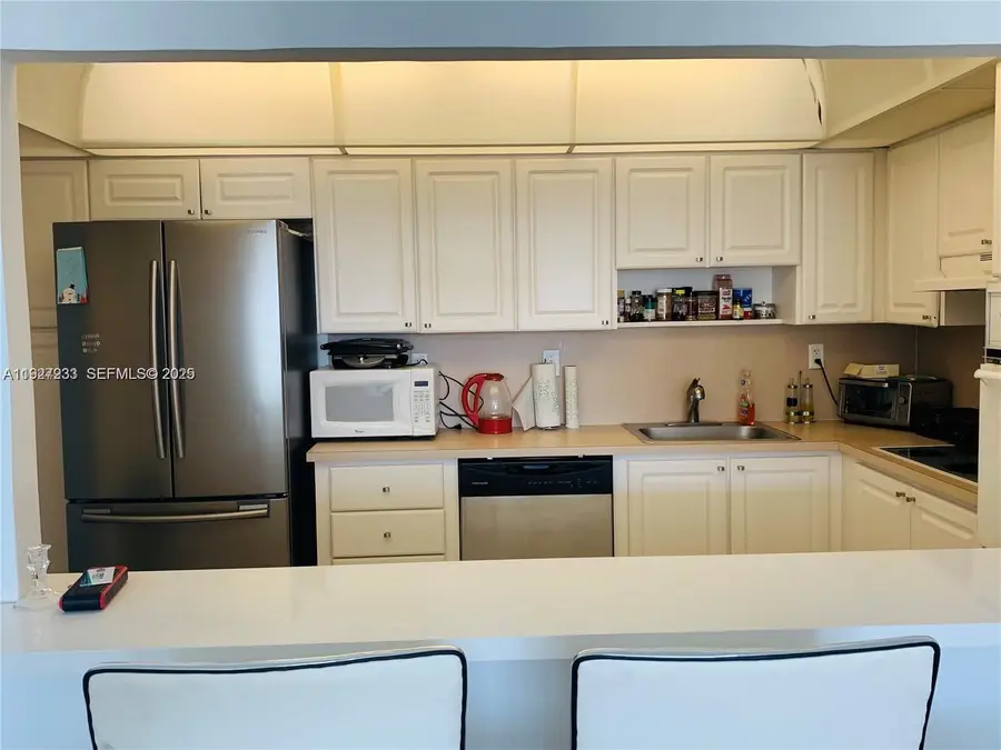 19380 Collins Ave #1423, Sunny Isles Beach, FL 33160 - Image #3