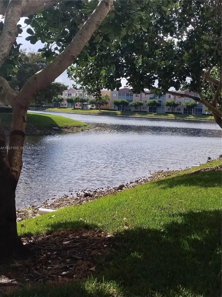 7557 Granville Dr #305, Tamarac, FL 33321 - Image #1