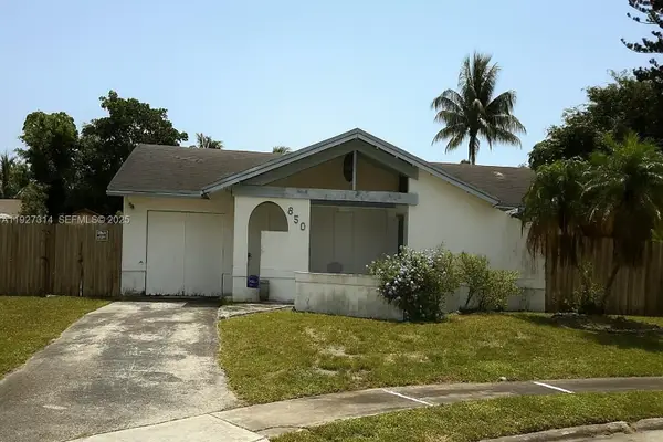 850 SW 55th Way, Margate, FL 33068