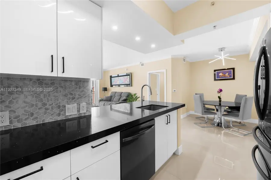 2000 N Bayshore Dr #1503, Miami, FL 33137 - Image #3