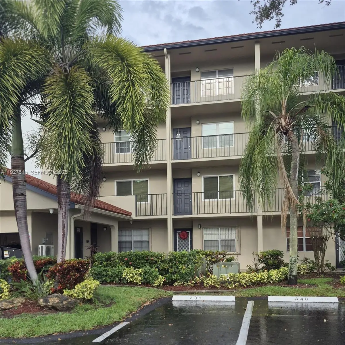 901 SW 128th Ter #208A, Pembroke Pines, FL 33027 - Image #1