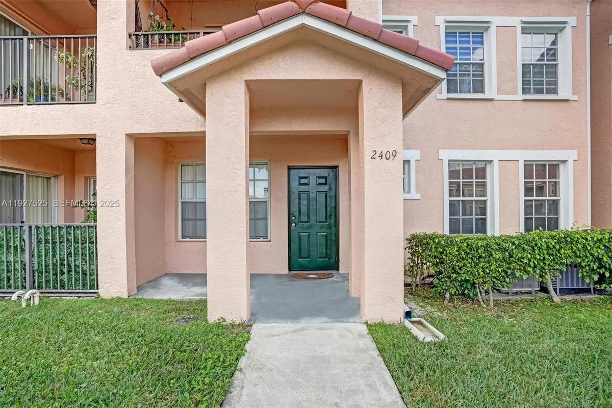 2409 Belmont Ln #2409, North Lauderdale, FL 33068 - Image #1