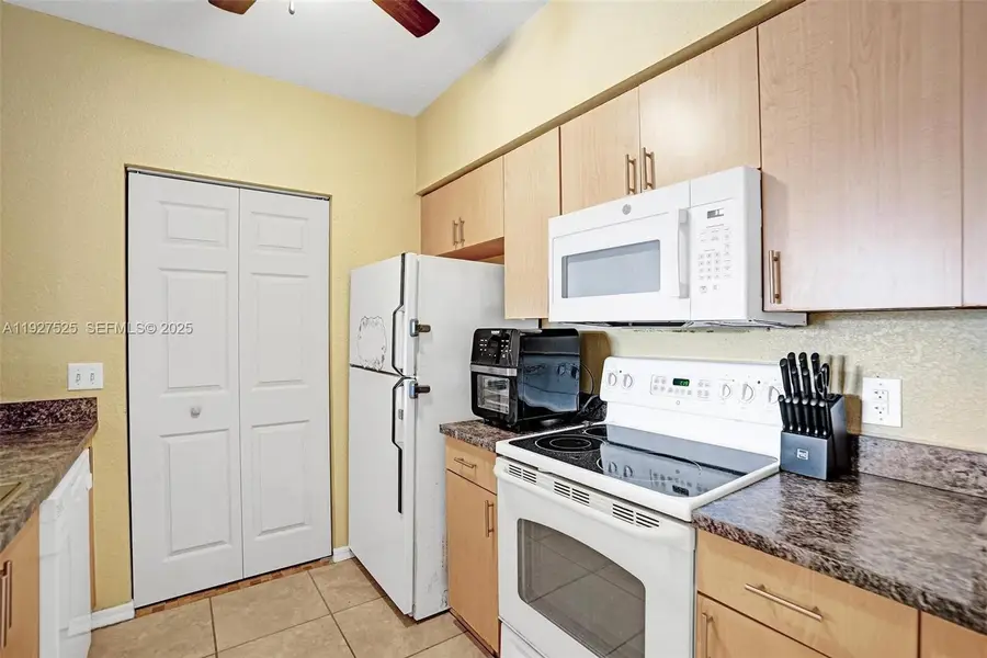 2409 Belmont Ln #2409, North Lauderdale, FL 33068 - Image #3