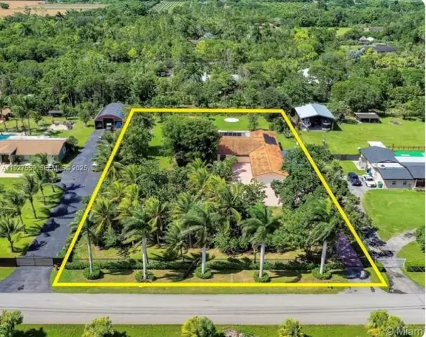 19051 SW 272nd St, Homestead, FL 33031