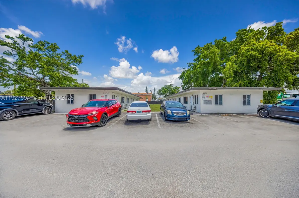 3932 SW 12th Pl, Fort Lauderdale, FL 33312 - #1