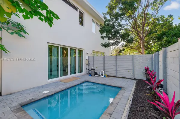 3525 Day Ave, Coconut Grove, FL 33133