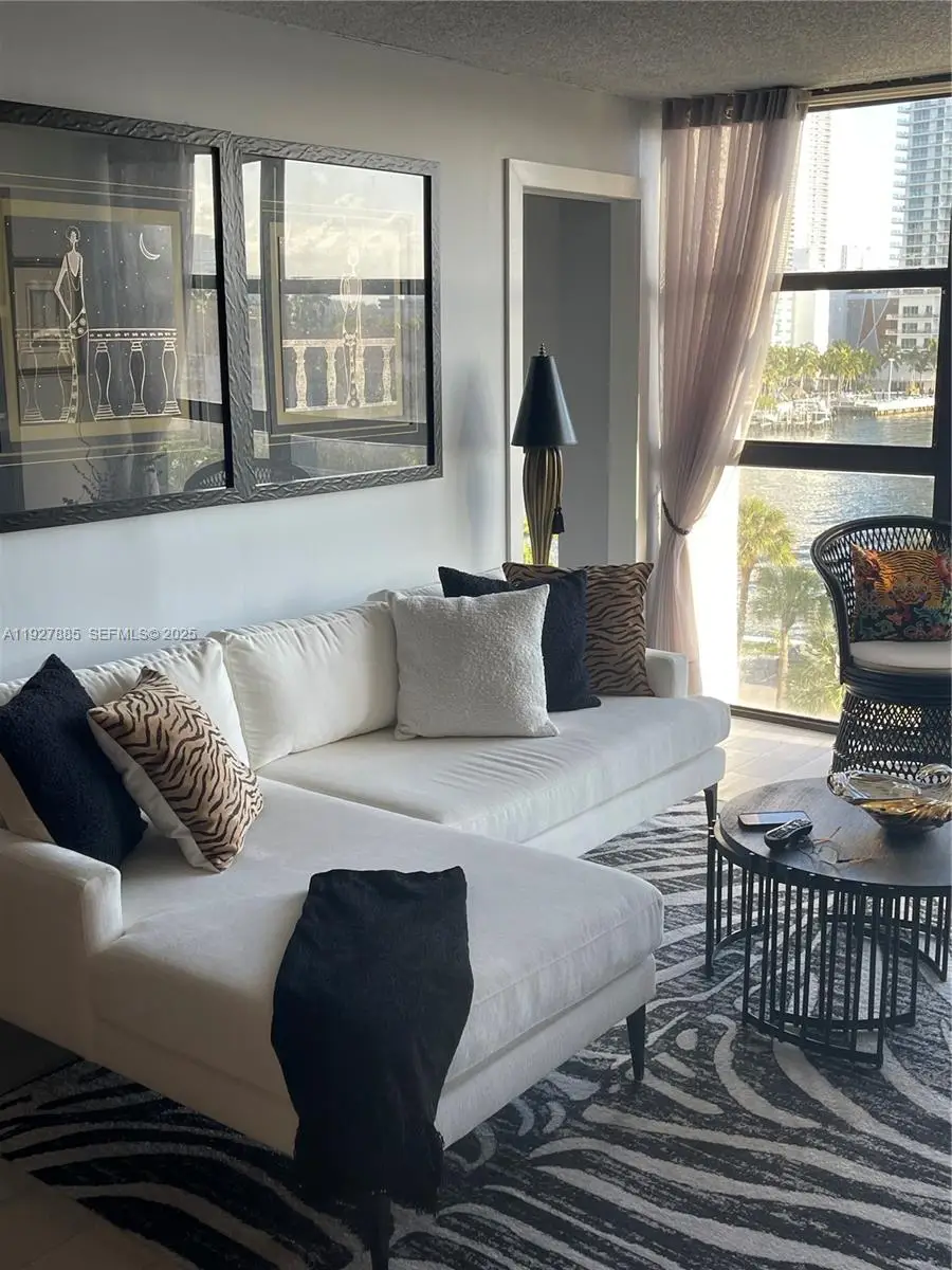 200 Leslie Dr #622, Hallandale Beach, FL 33009 - Image #3