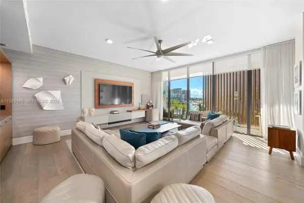 3581 E Glencoe St #403, Miami, FL 33133