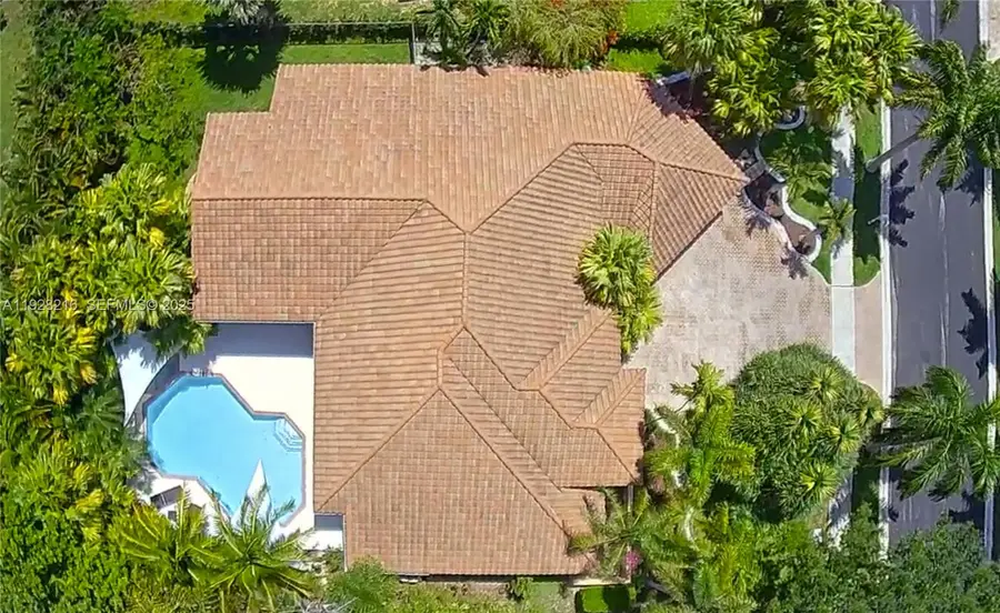 375 Sabal Way, Weston, FL 33326 - Image #3