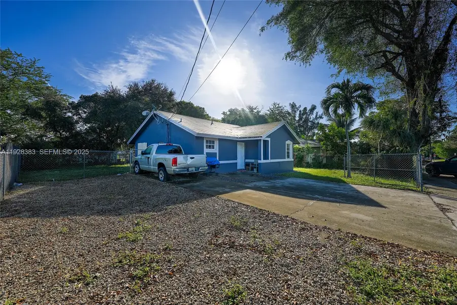634 NW 15th Ave, Fort Lauderdale, FL 33311 - Image #3