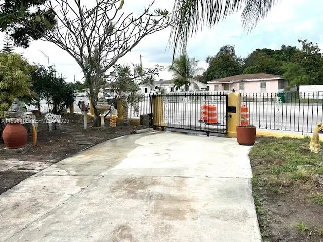 1060 Oriental Blvd, Opa Locka, FL 33054 - Image #2