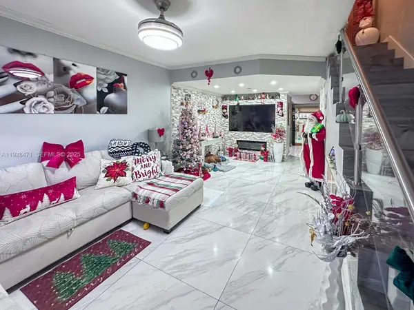 2216 W 53rd Pl #2216, Hialeah, FL 33016